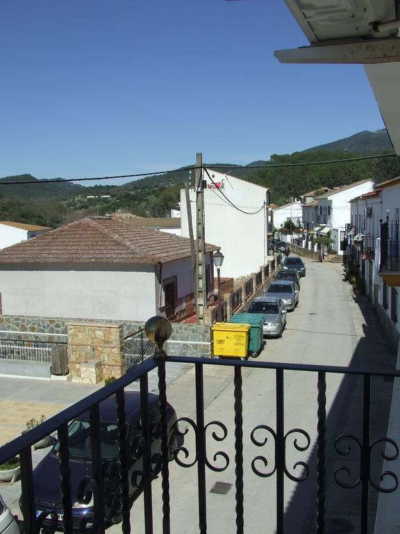 אל בוסקה Apartamentos Los Arcos מראה חיצוני תמונה