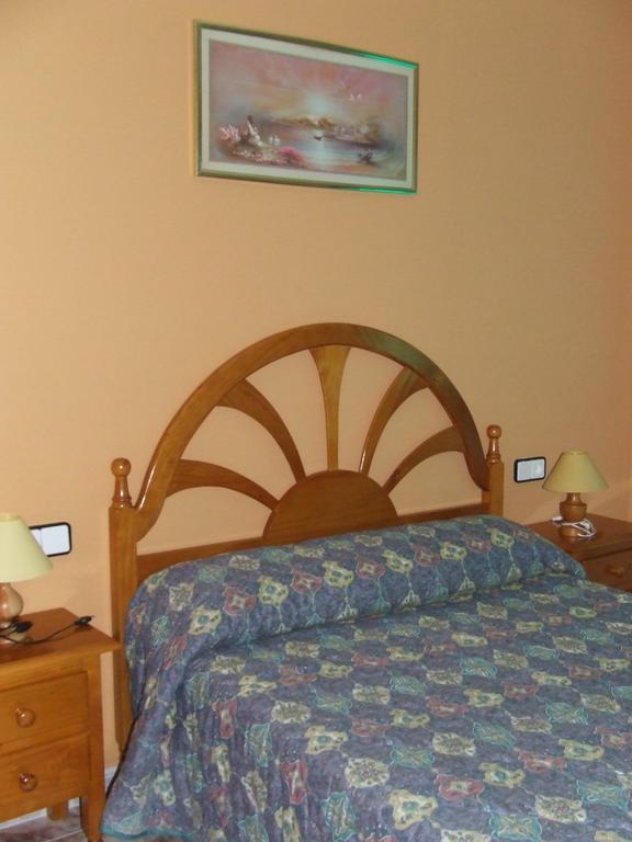 אל בוסקה Apartamentos Los Arcos מראה חיצוני תמונה