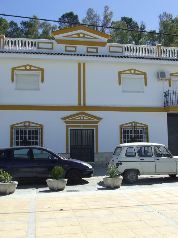 אל בוסקה Apartamentos Los Arcos מראה חיצוני תמונה
